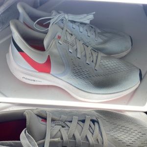 Nike Zoom Winflow 6 mens 9.5